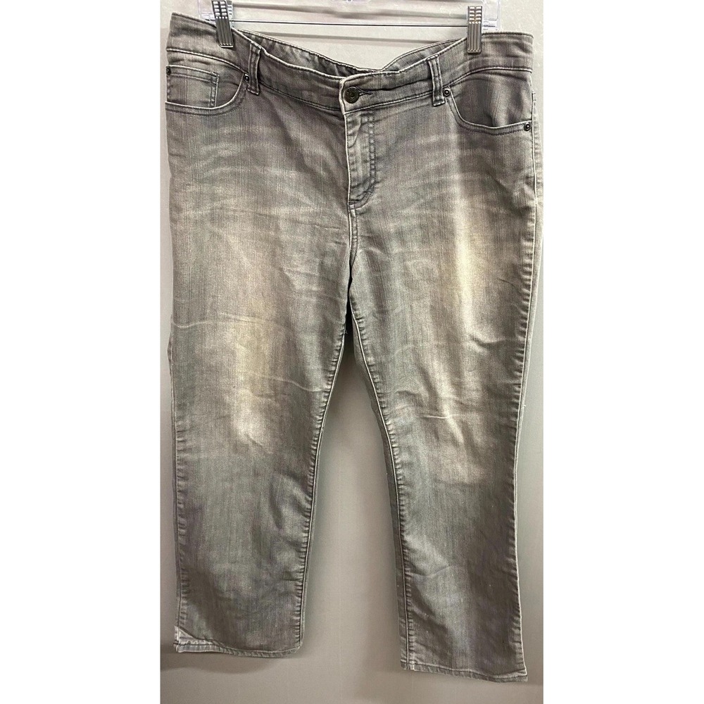 Chico's Platinum Jeans Womens 2 Gray Whiskered Denim Cotton Stretch Straight Leg